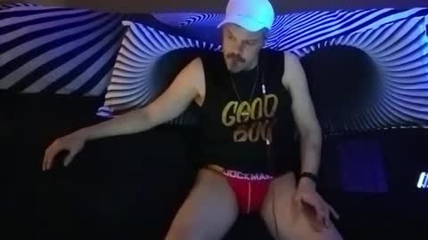 Snapshot of boyblond36 chatting on 02/19/25, 02:01 Slutty Stud online show from 02/19/25, 02:01