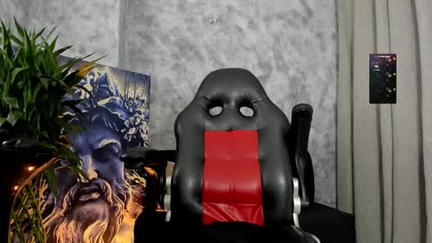 boyc02_ online show from 11/12/25, 12:49