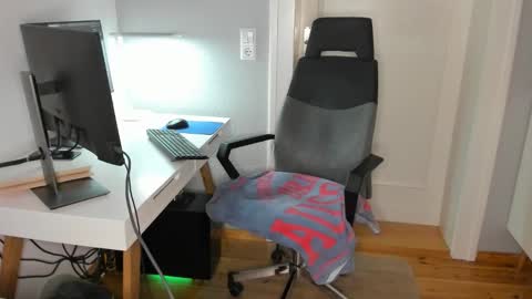 Snapshot of boycatcher chatting on 03/13/26, 05:08 Julian online show from 03/13/26, 05:08