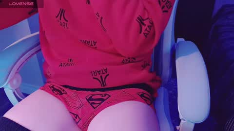 Snapshot of boycurious95 chatting on 01/02/25, 05:03 Atari online show from 01/02/25, 05:03