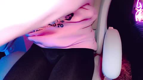 Snapshot of boycurious95 chatting on 01/13/25, 03:01 Atari online show from 01/13/25, 03:01