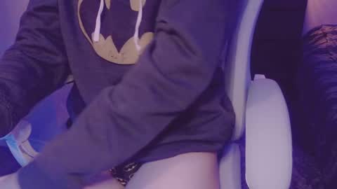 Snapshot of boycurious95 chatting on 02/02/25, 05:21 Atari online show from 02/02/25, 05:21