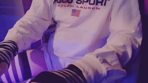 Snapshot of boycurious95 chatting on 02/05/25, 02:51 Atari online show from 02/05/25, 02:51