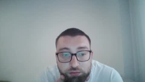 Snapshot of boyforsale2 chatting on 06/18/26, 04:22 boyforsale2 online show from 06/18/26, 04:22