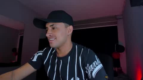 miguel  online show from 03/11/25, 03:26