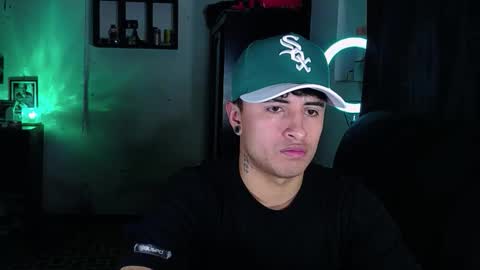 Snapshot of boylatin_777 chatting on 01/07/26, 11:18 miguel online show from 01/07/26, 11:18