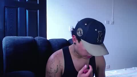 Snapshot of boylatin_777 chatting on 01/18/26, 08:56 miguel online show from 01/18/26, 08:56