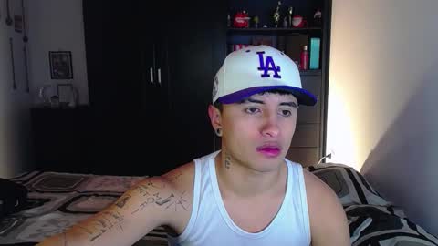 Snapshot of boylatin_777 chatting on 02/12/26, 11:00 miguel online show from 02/12/26, 11:00