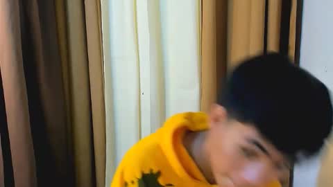 Snapshot of boynextdoor4ux chatting on 01/12/26, 08:30 HI IM JAMES DONT FORGET GIVE ME THUMBS UP AND JOIN TO MY FANCLUB online show from 01/12/26, 08:30