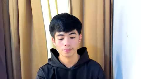 Snapshot of boynextdoor4ux chatting on 02/04/26, 03:56 HI IM JAMES DONT FORGET GIVE ME THUMBS UP AND JOIN TO MY FANCLUB online show from 02/04/26, 03:56