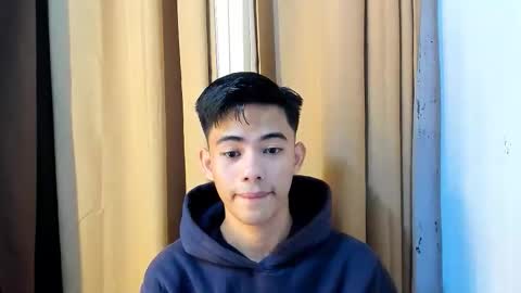 Snapshot of boynextdoor4ux chatting on 02/15/26, 06:43 HI IM JAMES DONT FORGET GIVE ME THUMBS UP AND JOIN TO MY FANCLUB online show from 02/15/26, 06:43