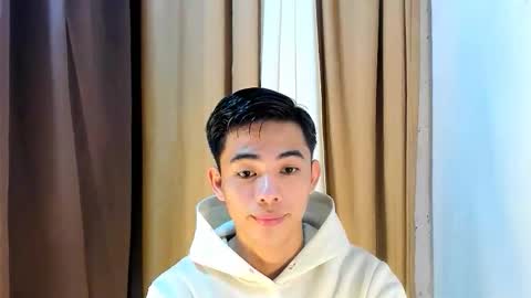 Snapshot of boynextdoor4ux chatting on 02/27/26, 05:40 HI IM JAMES DONT FORGET GIVE ME THUMBS UP AND JOIN TO MY FANCLUB online show from 02/27/26, 05:40