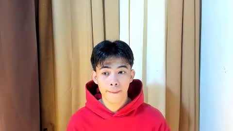 Snapshot of boynextdoor4ux chatting on 04/12/26, 03:00 HI IM JAMES DONT FORGET GIVE ME THUMBS UP AND JOIN TO MY FANCLUB online show from 04/12/26, 03:00