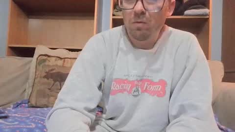 Snapshot of boypussysowet chatting on 06/10/26, 05:23 smoothslutfordaddy online show from 06/10/26, 05:23