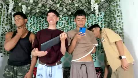 boys4hot_777 online show from 02/25/25, 02:03