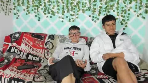 boys4hot_777 online show from 03/07/25, 12:26