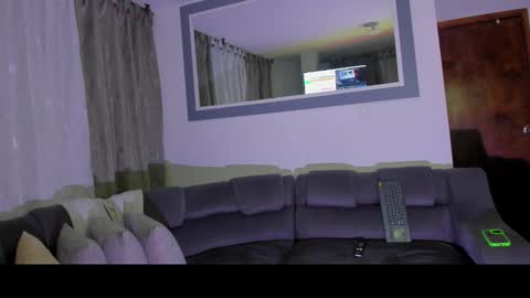 Snapshot of boys_blackandwhite chatting on 01/09/26, 11:17 boys_blackandwhite online show from 01/09/26, 11:17