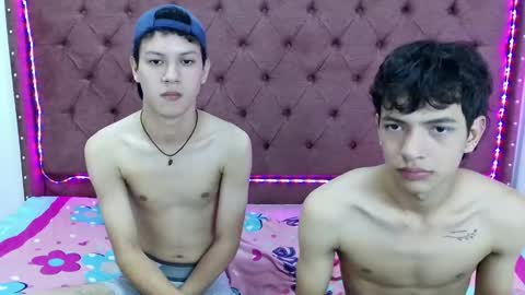 ALEX - TAYLER  -MIKE online show from 12/16/24, 04:49