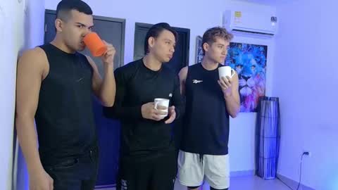 Angelo Mark Fernando Taylor online show from 11/24/25, 11:43