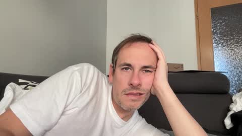 boytoyhh online show from 10/19/25, 02:29