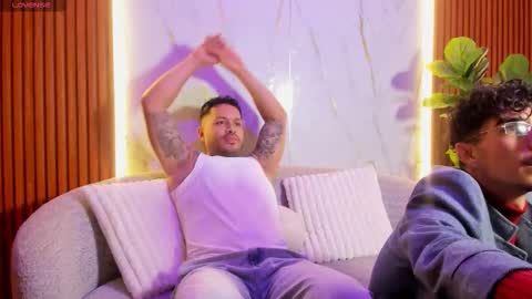 Snapshot of boysonfiree chatting on 10/29/25, 11:45 boysonfiree online show from 10/29/25, 11:45