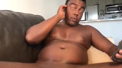 Snapshot of boytoy298812 chatting on 03/19/26, 12:47 boytoy298812 online show from 03/19/26, 12:47