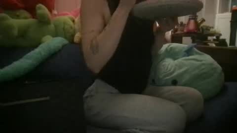 boywithbug online show from 02/04/25, 12:19