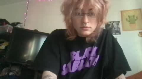 boywithbug online show from 02/26/25, 01:41