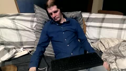 Snapshot of bponie1 chatting on 02/07/26, 12:25 bponie1 online show from 02/07/26, 12:25