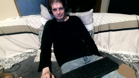 Snapshot of bponie3 chatting on 07/30/26, 12:31 bponie3 online show from 07/30/26, 12:31