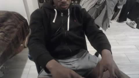 Snapshot of bquen400 chatting on 10/30/25, 06:30 bquen400 online show from 10/30/25, 06:30