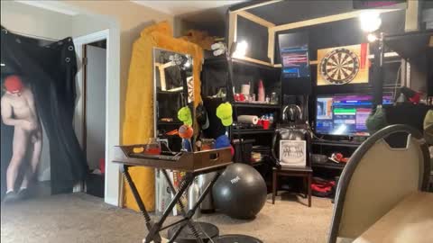 Snapshot of brad_bounce chatting on 01/18/26, 09:29 Brad Ballsy online show from 01/18/26, 09:29