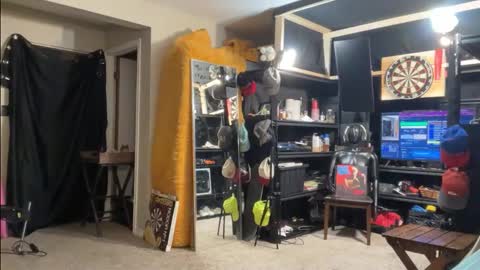 Snapshot of brad_bounce chatting on 03/03/26, 02:07 Brad Ballsy online show from 03/03/26, 02:07