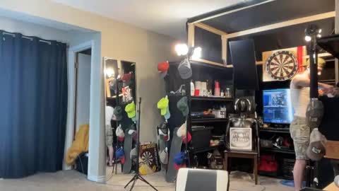 Snapshot of brad_bounce chatting on 04/03/26, 12:08 Brad Ballsy online show from 04/03/26, 12:08