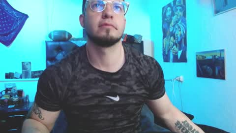 Snapshot of brad_hot_boy chatting on 02/04/26, 04:02 brad hot boy online show from 02/04/26, 04:02