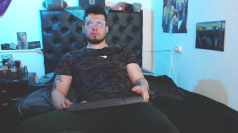 Snapshot of brad_hot_boy chatting on 02/07/26, 04:33 brad hot boy online show from 02/07/26, 04:33