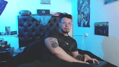 Snapshot of brad_hot_boy chatting on 02/24/26, 04:27 brad hot boy online show from 02/24/26, 04:27