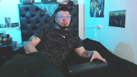 Snapshot of brad_hot_boy chatting on 05/06/26, 04:23 brad hot boy online show from 05/06/26, 04:23