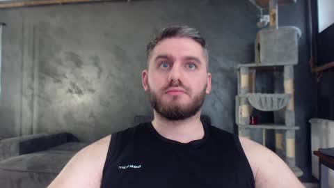 Snapshot of brad_pittfall chatting on 12/10/24, 01:00 ask me online show from 12/10/24, 01:00