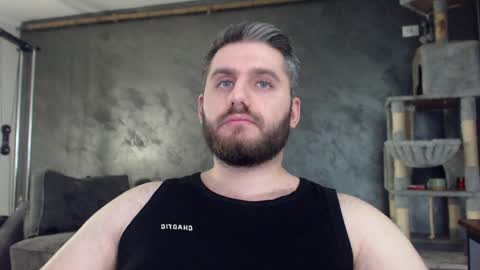 Snapshot of brad_pittfall chatting on 12/24/24, 07:55 ask me online show from 12/24/24, 07:55