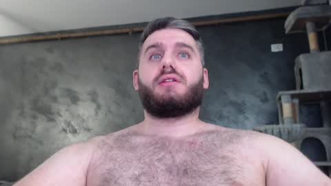 Snapshot of brad_pittfall chatting on 02/04/25, 10:34 ask me online show from 02/04/25, 10:34