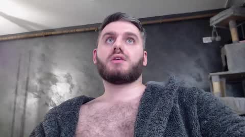 Snapshot of brad_pittfall chatting on 02/18/25, 06:37 ask me online show from 02/18/25, 06:37