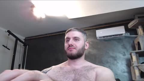 Snapshot of brad_pittfall chatting on 09/19/25, 08:09 ask me online show from 09/19/25, 08:09