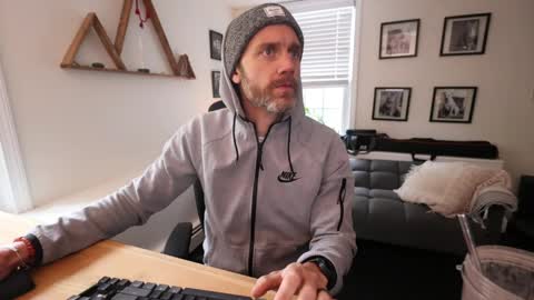 Snapshot of bradbronton chatting on 05/03/26, 05:08 BradBronton online show from 05/03/26, 05:08