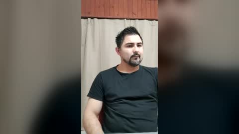Snapshot of bradd_32 chatting on 07/19/26, 07:01 bradd_32 online show from 07/19/26, 07:01