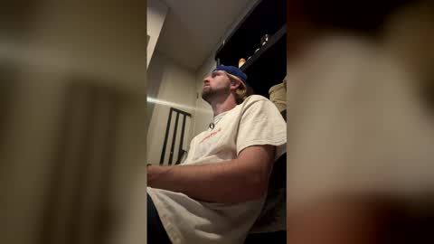 braden_thompson2012 online show from 04/14/26, 05:46