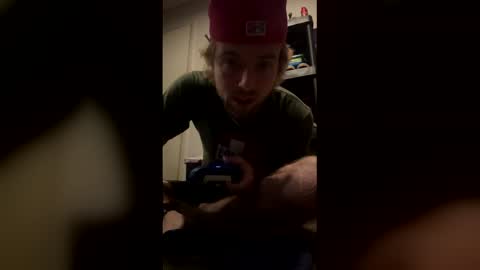 Snapshot of braden_thompson2012 chatting on 04/26/26, 03:59 braden_thompson2012 online show from 04/26/26, 03:59