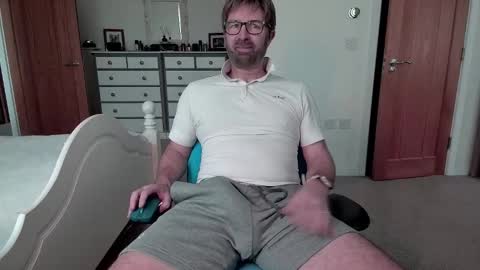 Snapshot of bradley77777 chatting on 01/24/25, 11:48 bradley77777 online show from 01/24/25, 11:48