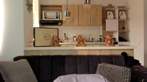 bradleymartin7 online show from 02/13/25, 10:11