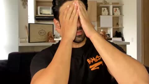 bradleymartin7 online show from 02/15/25, 04:23